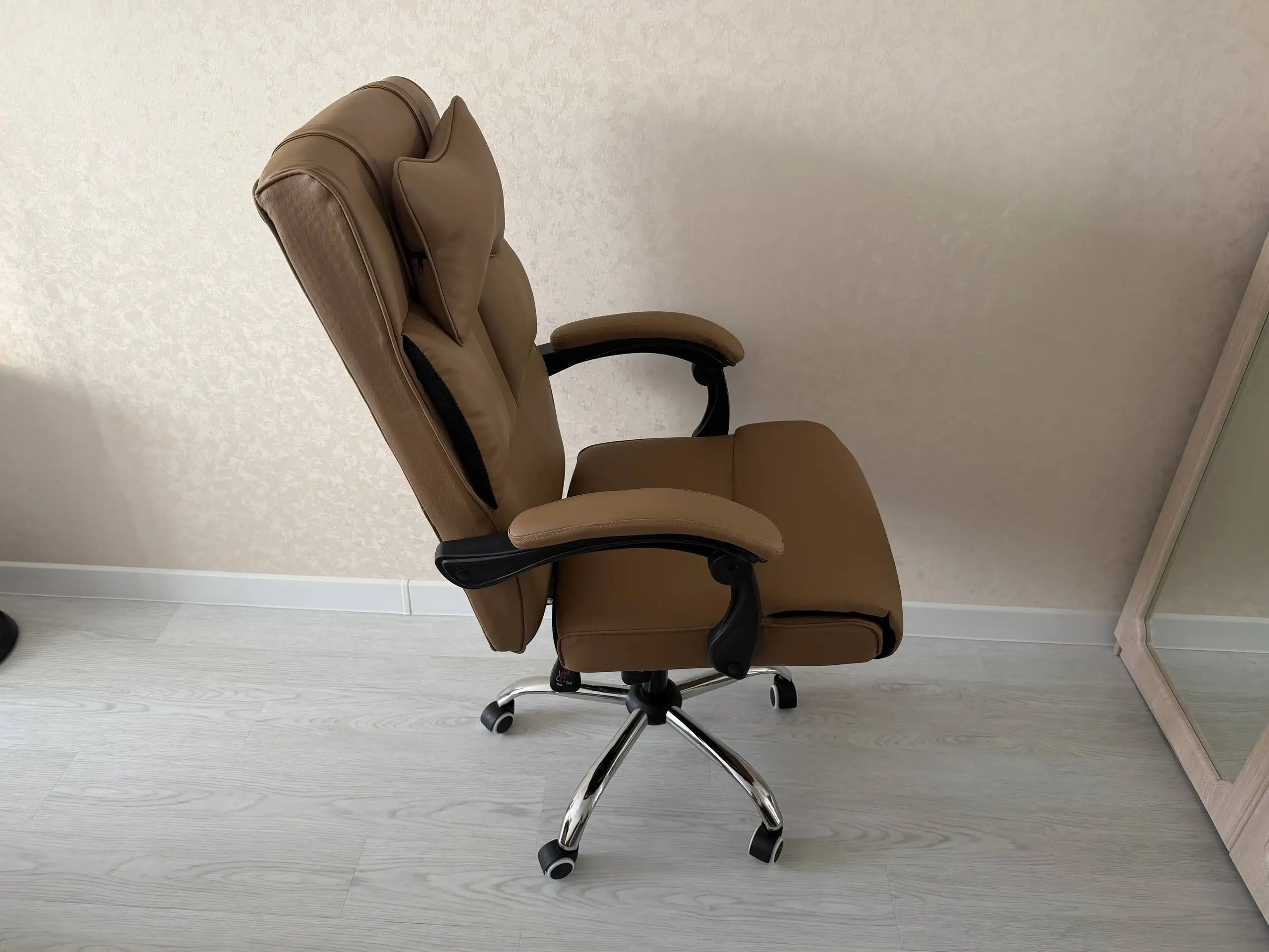 Продажа нового кресла - Барахолка в Томск