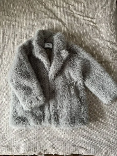 Шуба из эко меха размер 44(S/M) - частное объявление в Томск