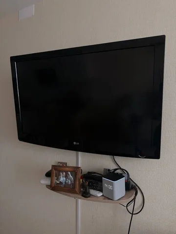 Телевизор без Smart TV диагональю 42 дюйма - Компьютерные аксессуары в Томск