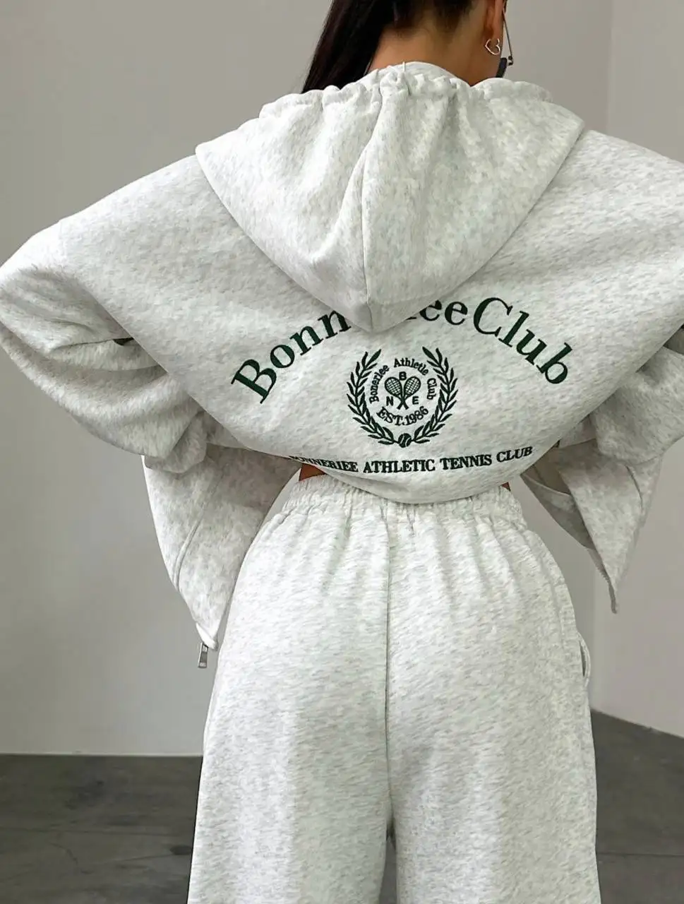 Спортивный костюм из Кореи размер 48-50 - Спортивная одежда (Одежда) в Томск