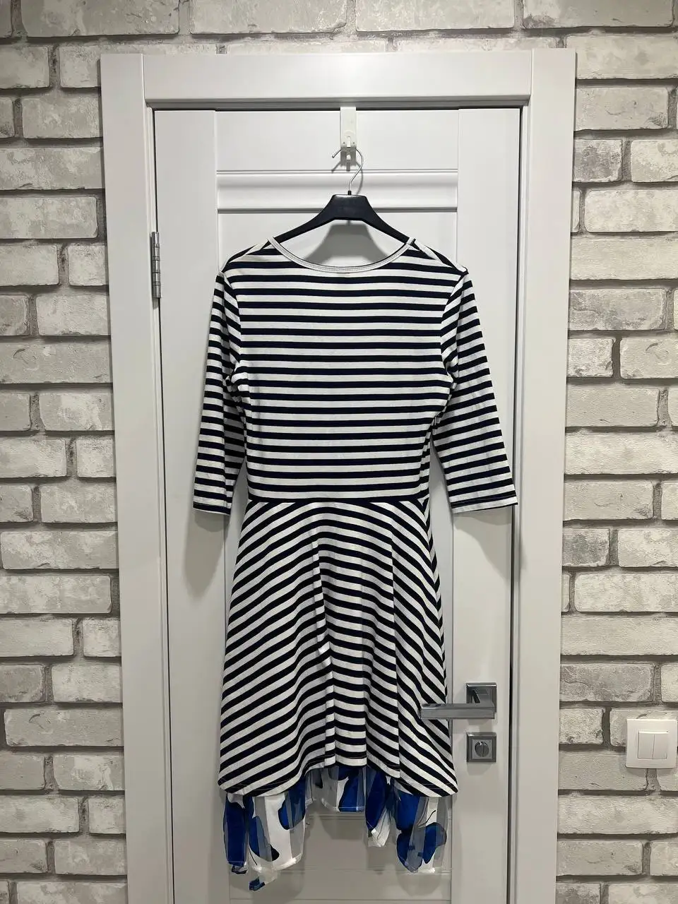 Платье в полоску трикотажное - Женская одежда (Одежда) в Томск