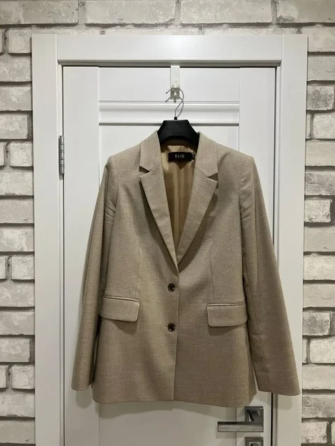 Пиджак Elis размер 46 - Свитшоты в Томск