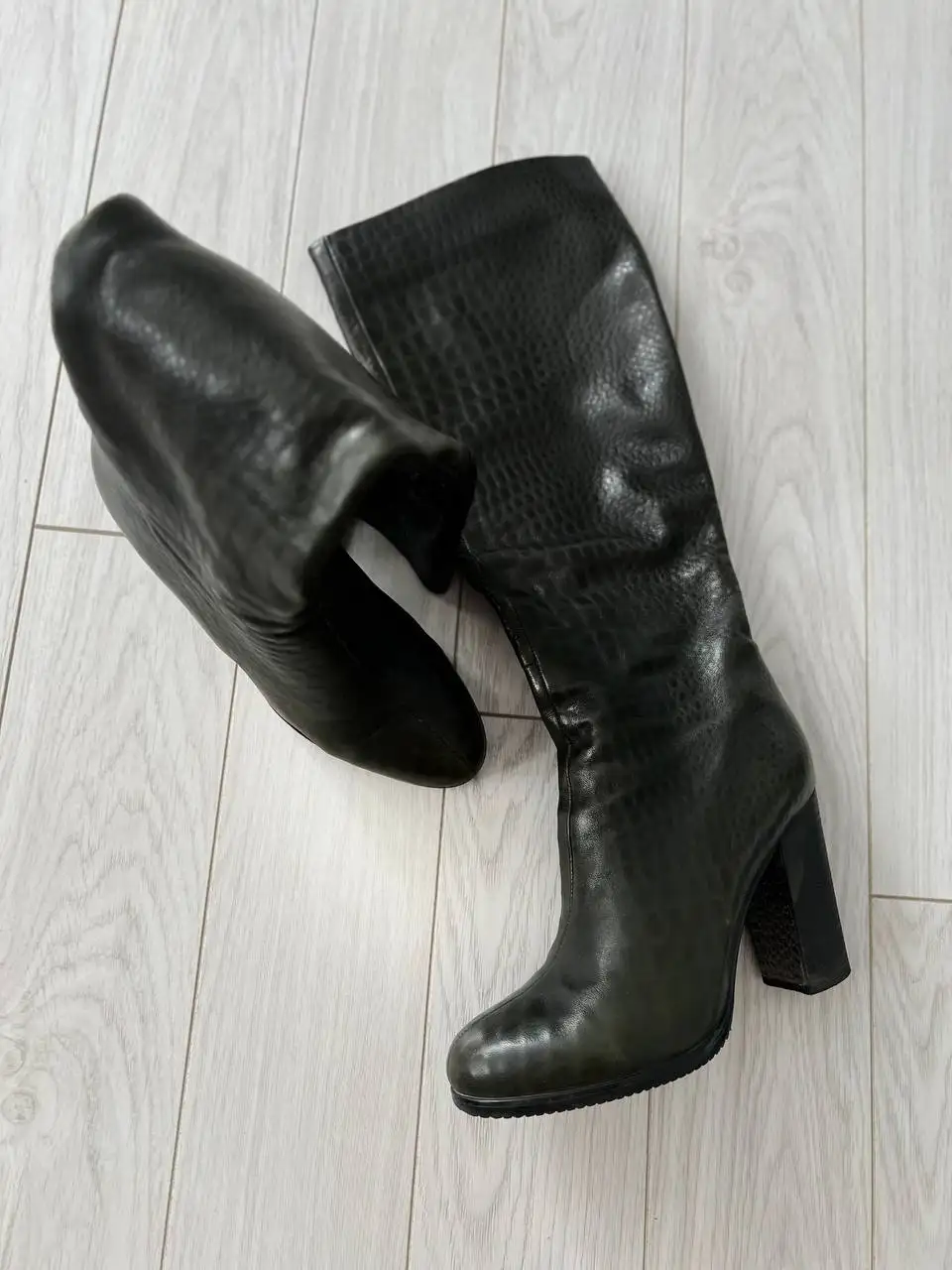 Натуральные кожаные сапоги размер 37 - Обувь (Одежда) в Томск