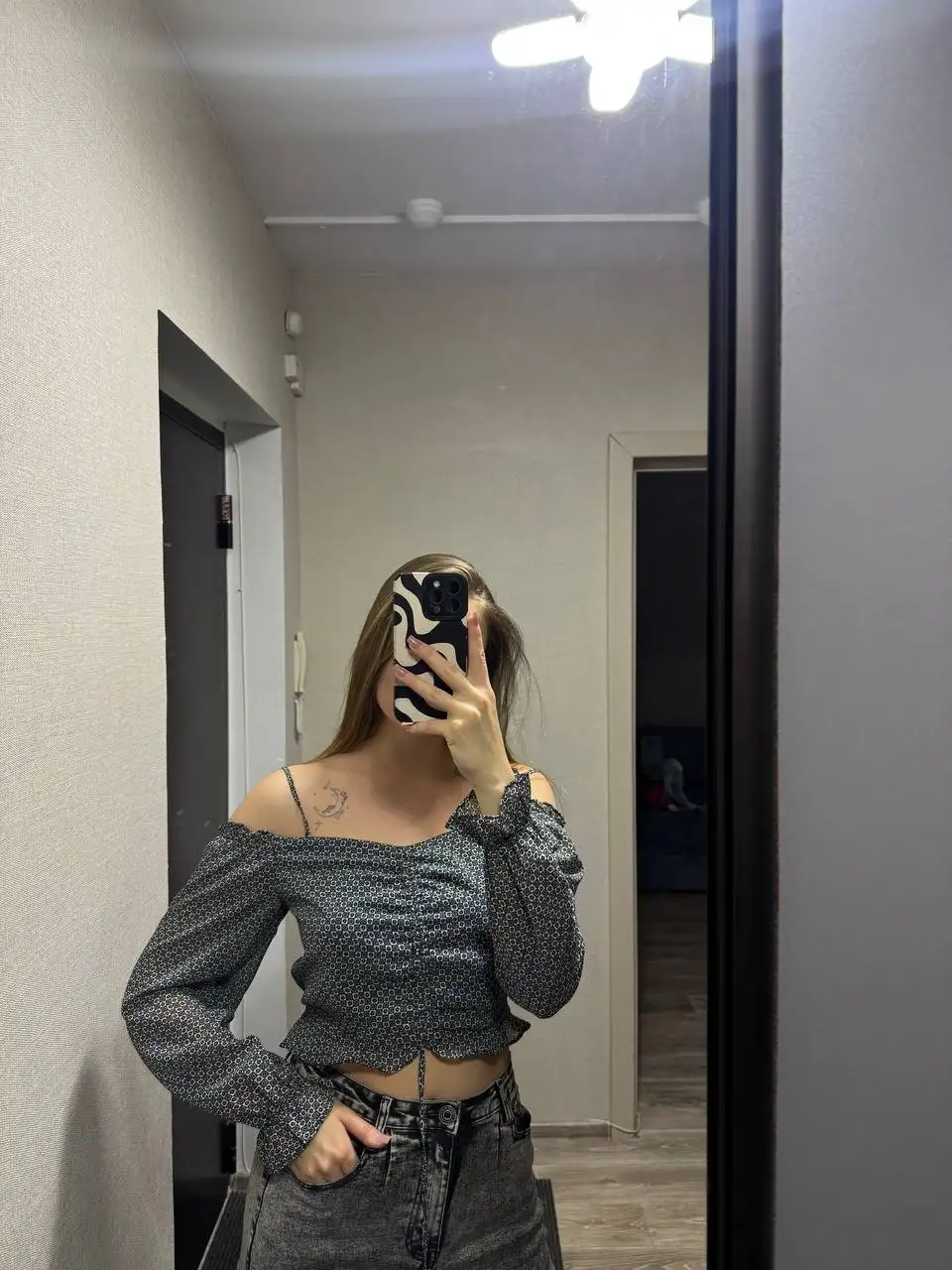 Продам блузки размер 46 - Блузки (Одежда) в Томск