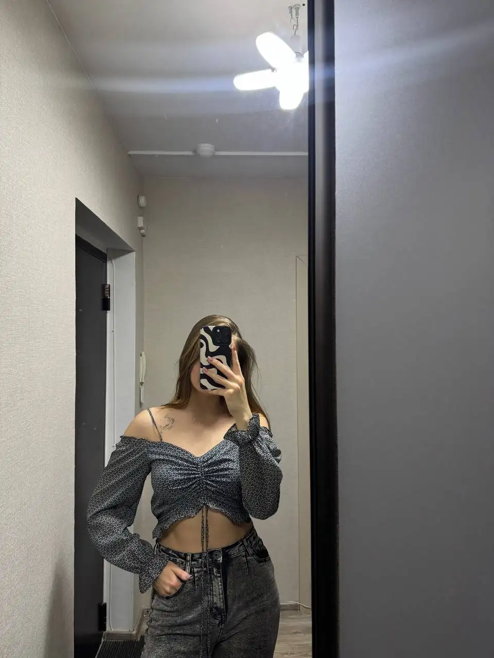 Продам блузки размер 46 - Блузки (Одежда) в Томск