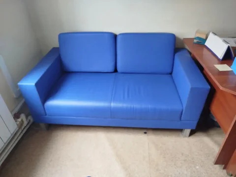 Диван офисный - Виниловые пластинки в Томск