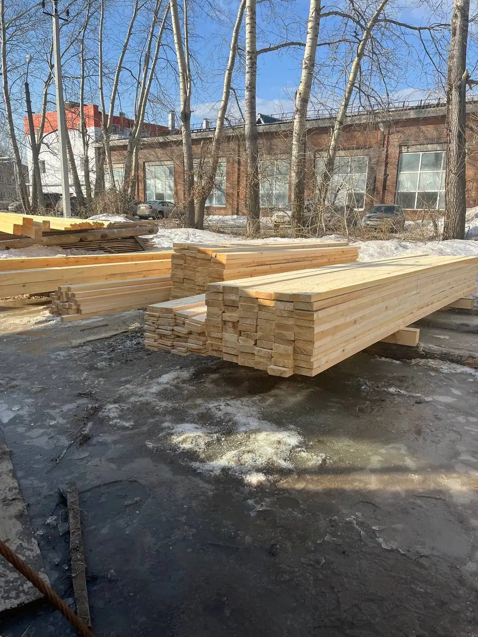 Продажа свежепиленных пиломатериалов из сосны - Барахолка в Томск