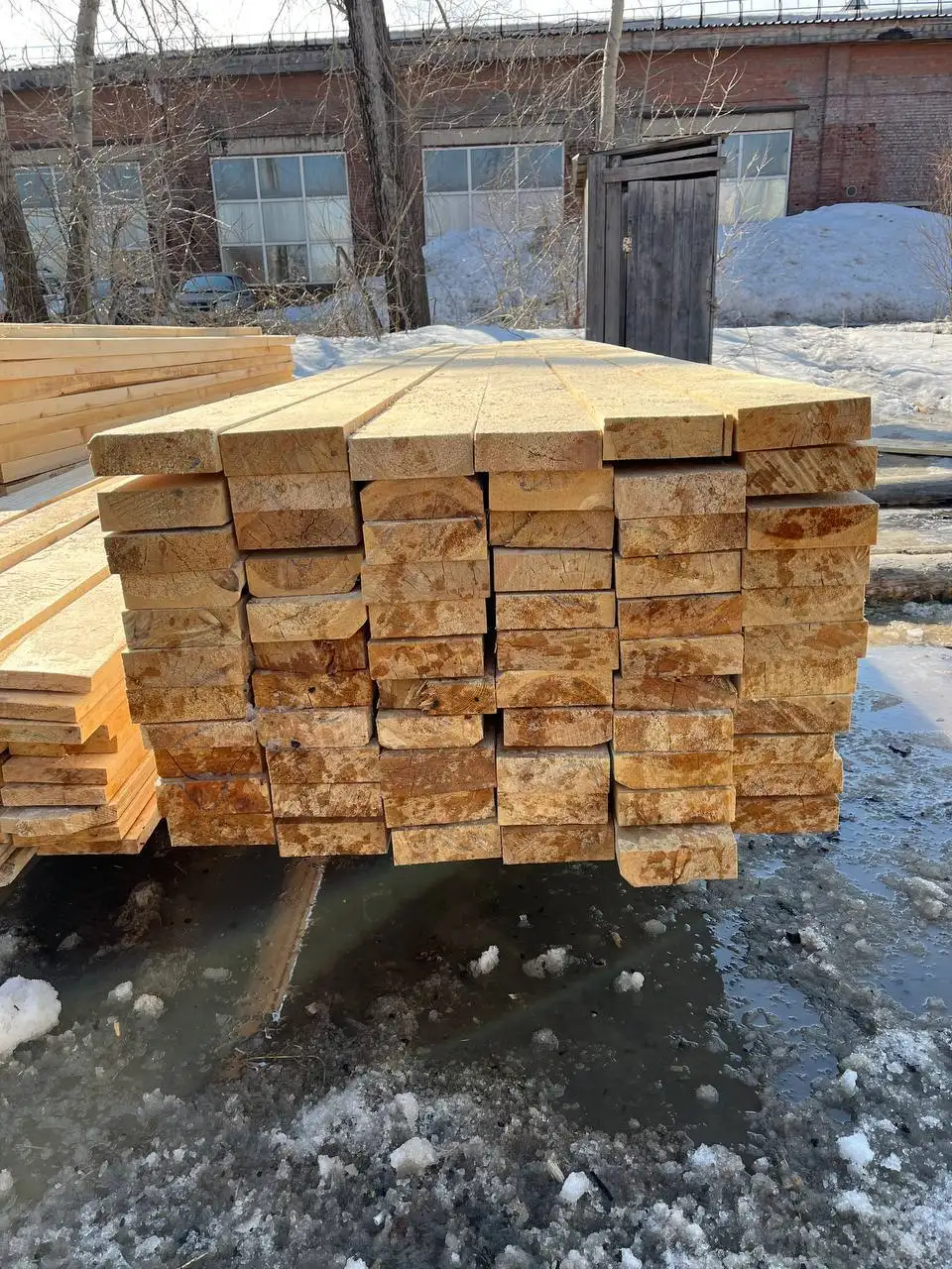Продажа свежепиленных пиломатериалов из сосны - Барахолка в Томск