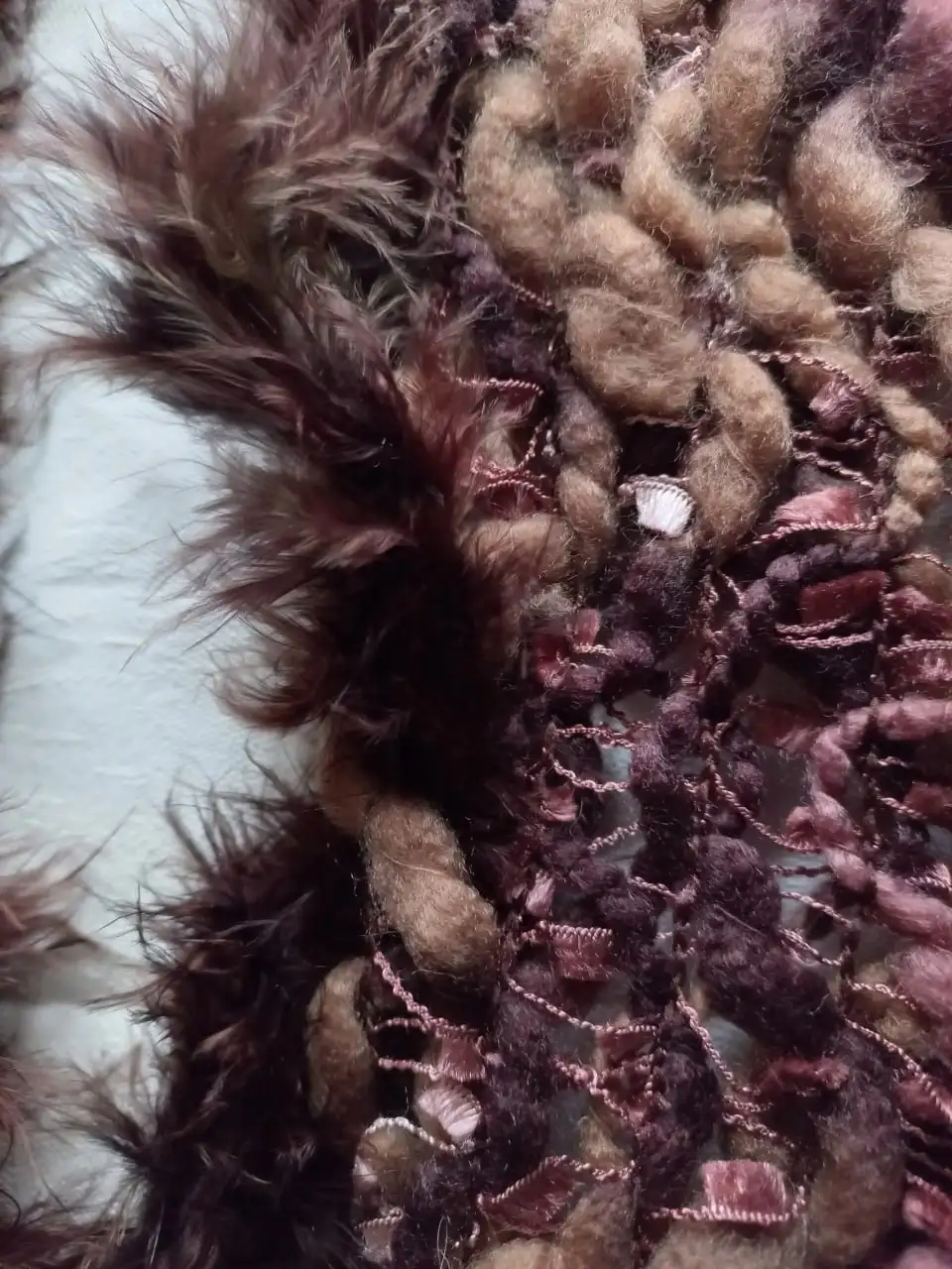 Дизайнерский шарф с мехом и бахромой - Аксессуары (Одежда) в Томск