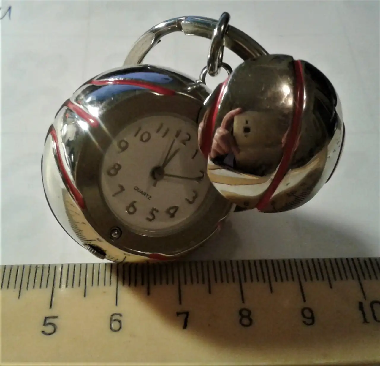 Брелок-часы в виде мяча - Аксессуары (Барахолка) в Томск
