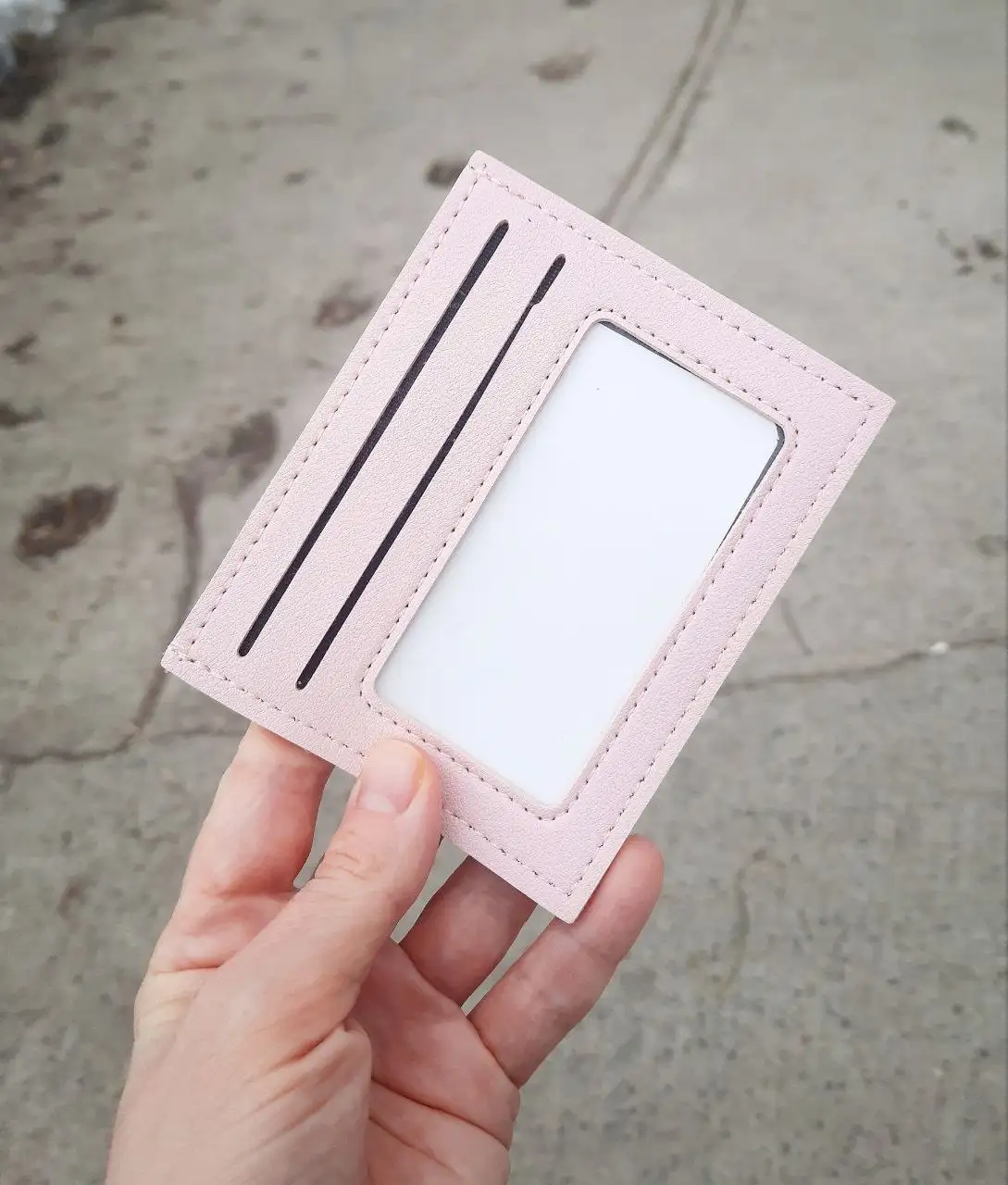 Новый картхолдер нежно-розовый из эко кожи - Барахолка в Томск