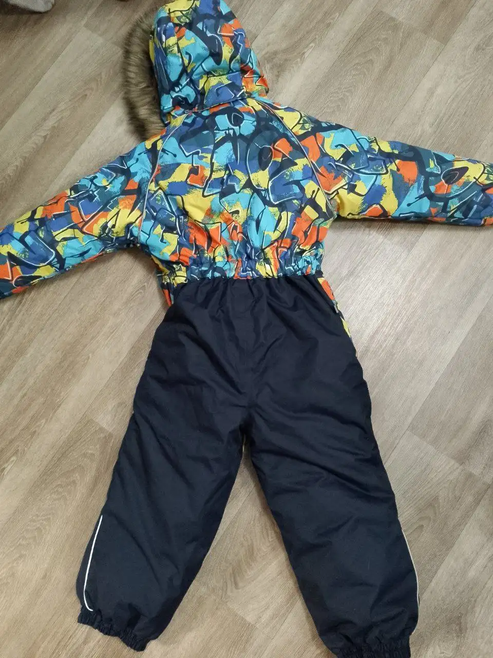 Продам новый зимний комбинезон Huppa р.110 - Зимняя одежда (Товары для детей) в Томск