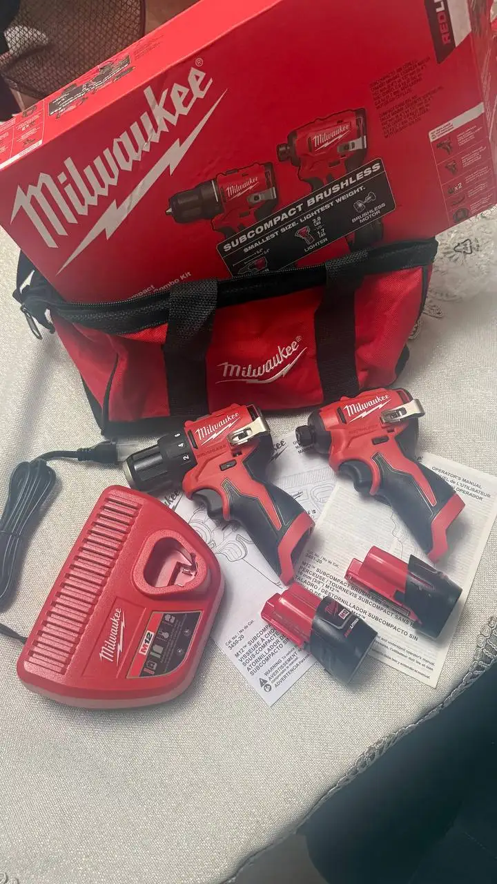 Продаю оригинальный инструмент Milwaukee - Инструмент (Барахолка) в Томск