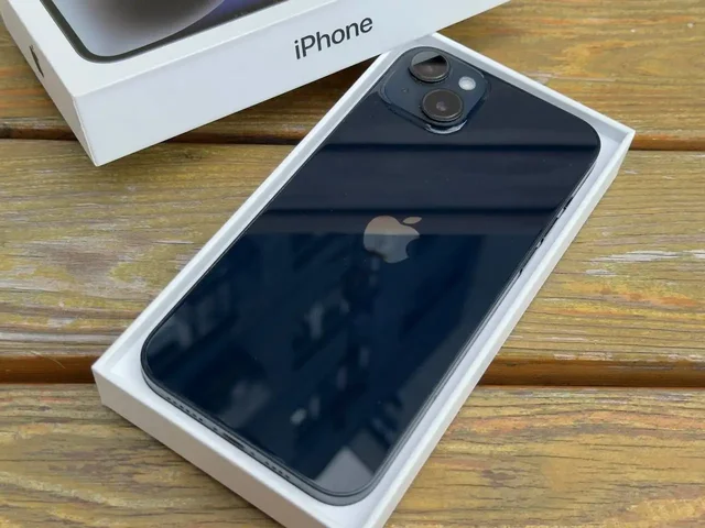 iPhone 14 Plus 128GB Midnight - Часы в Томск