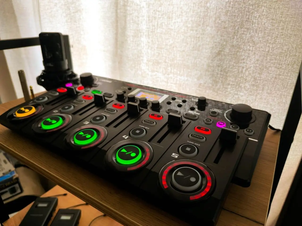 BOSS RC-505mkII луп-станция в идеальном состоянии с алюминиевым кейсом - Музыкальное оборудование (Электроника) в Томск