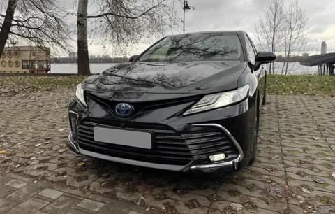 Toyota Camry 2023 Люкс Safety Hybrid - Авто в Казань