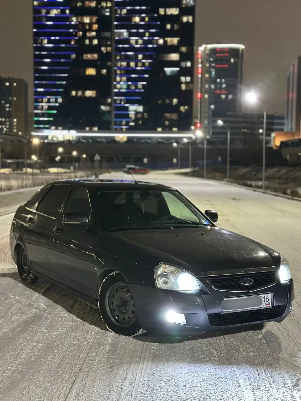 Продам Lada Priora 2 2014 года в максимальной комплектации