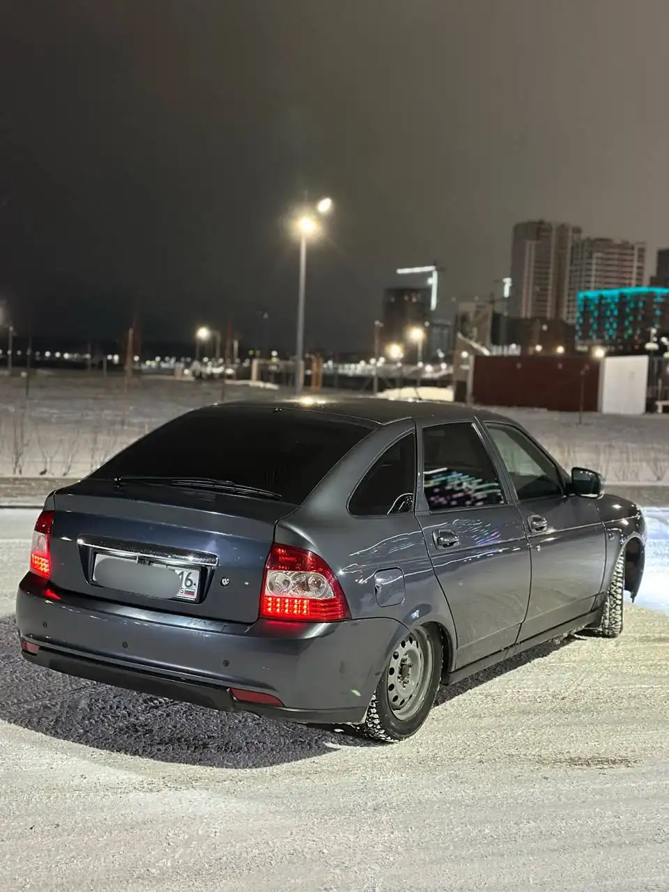 Продам Lada Priora 2 2014 года в максимальной комплектации