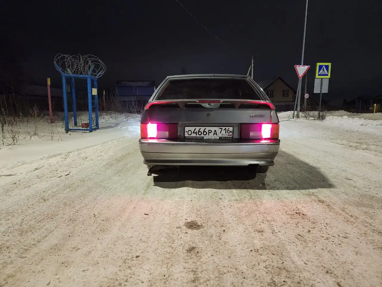 ВАЗ 2114 2011 года