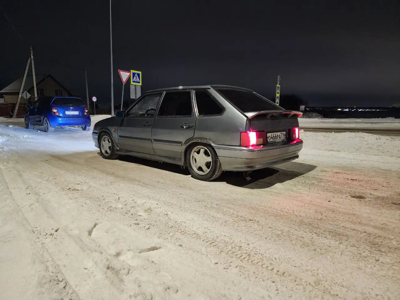 ВАЗ 2114 2011 года