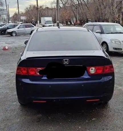 Продается Honda Accord 2005 года, 2.0 литра, механика