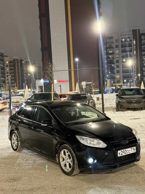 Ford Focus 2013 1.6 механика - Авто в Казань