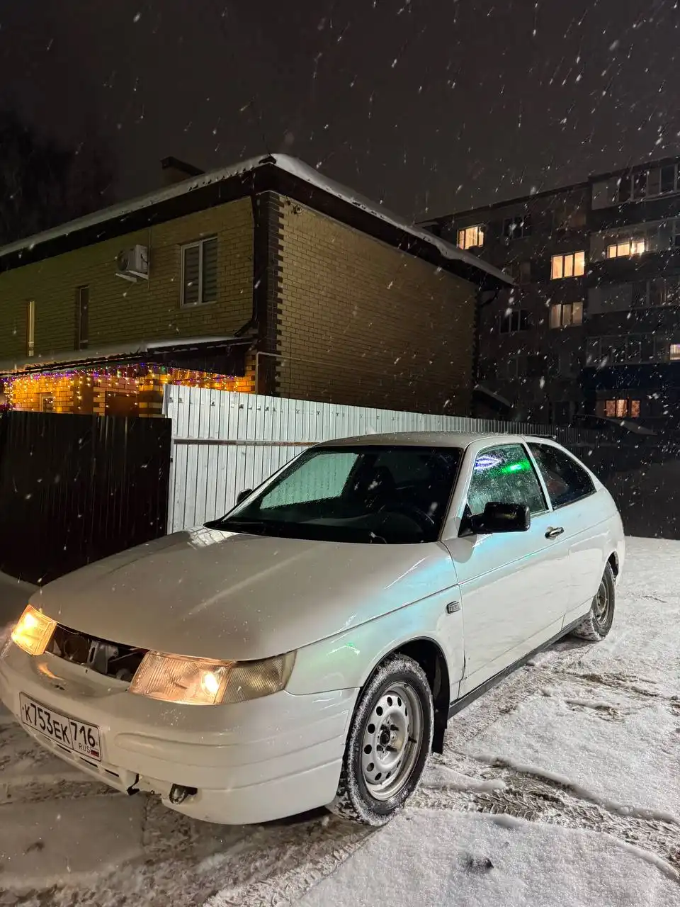 Продажа автомобилей ВАЗ 2114 и ВАЗ 2112 купе