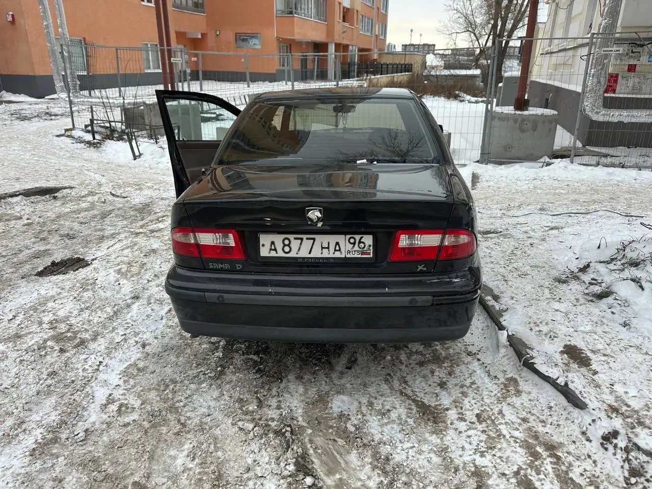 Автомобиль 2006 года с двигателем 1.8