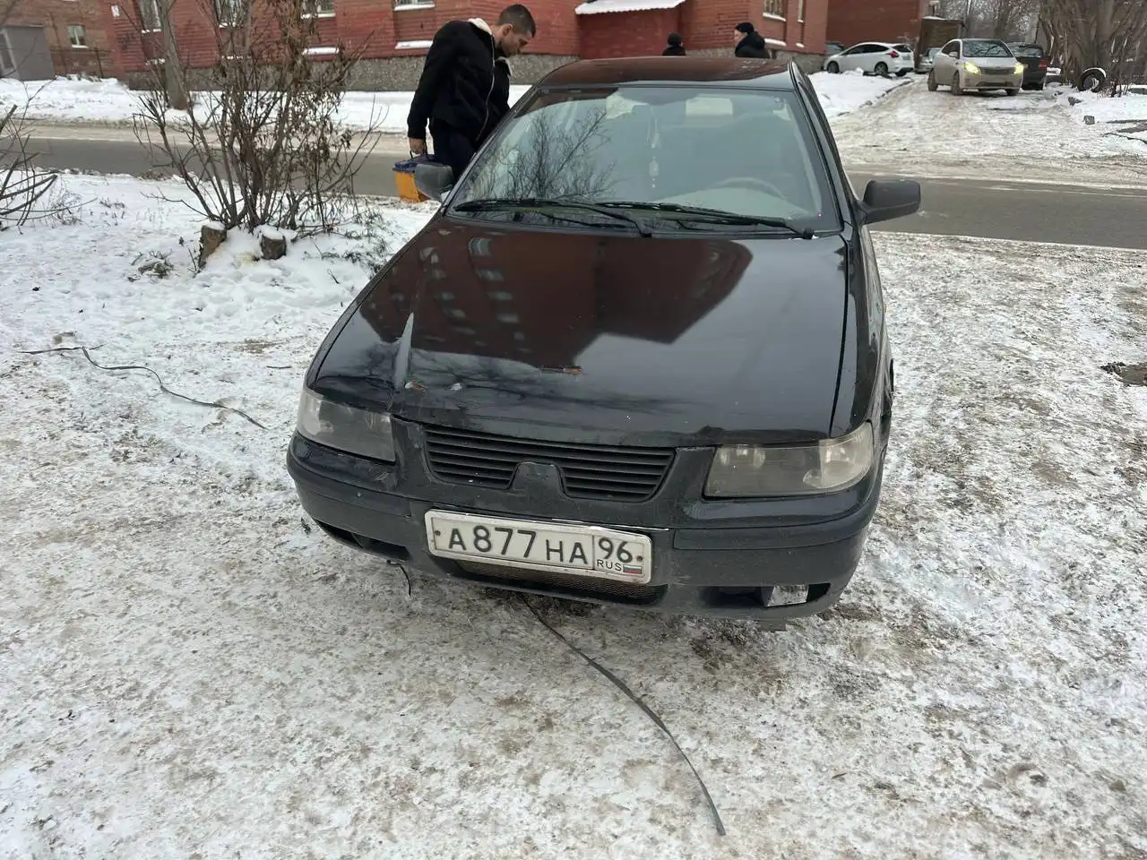 Автомобиль 2006 года с двигателем 1.8