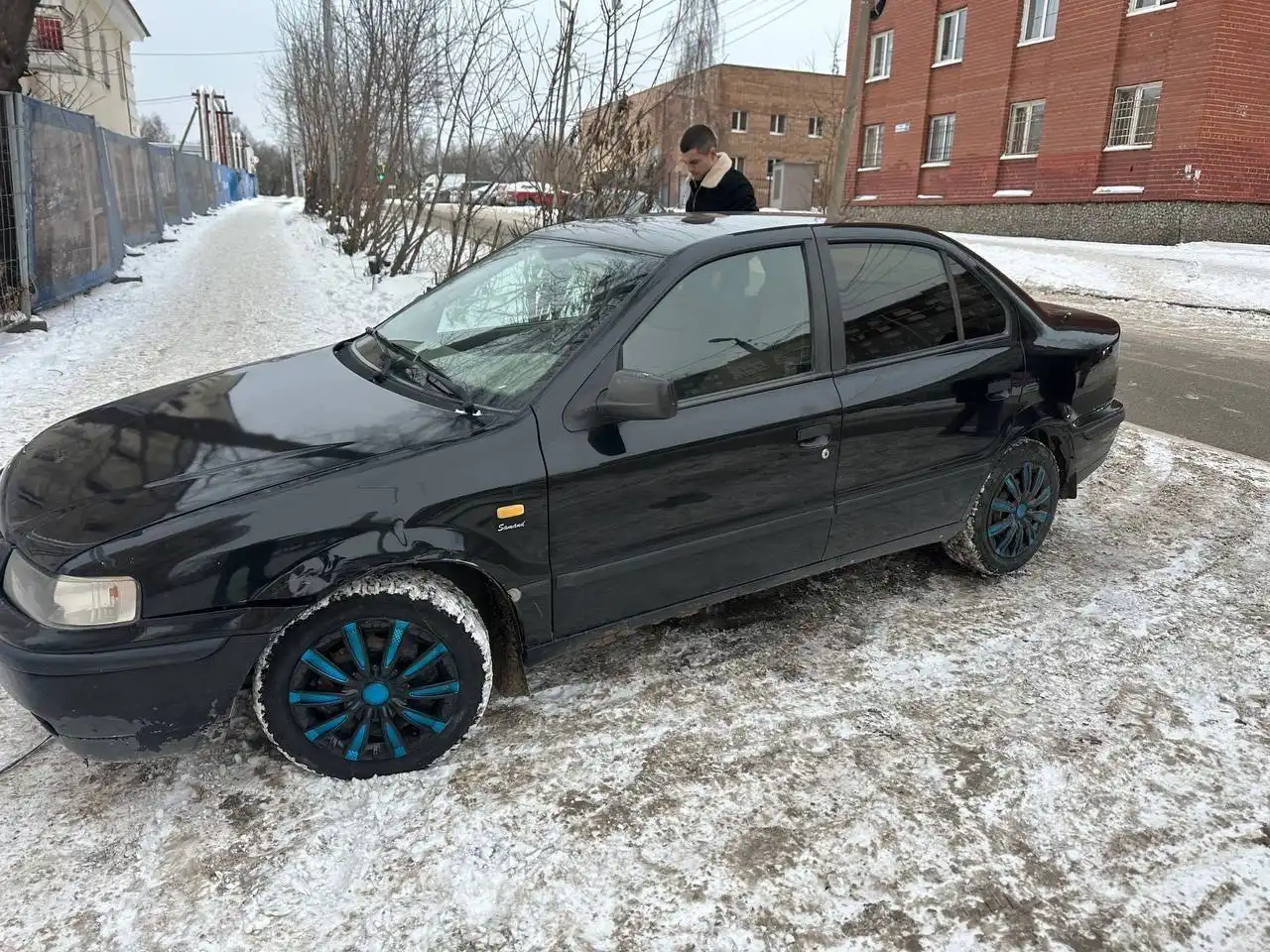 Автомобиль 2006 года с двигателем 1.8