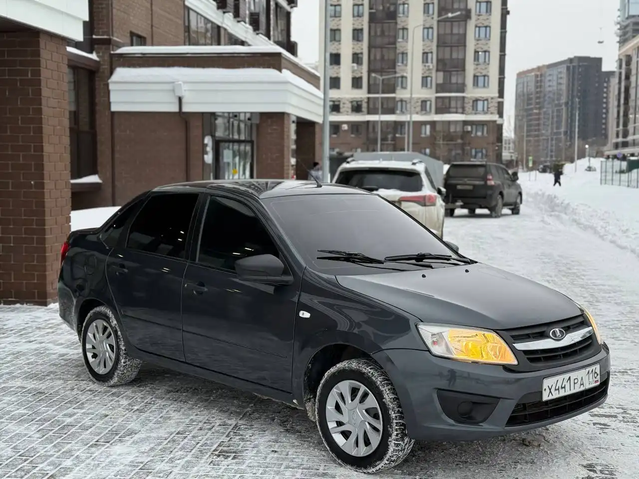 Продажа Лада Гранта 2016 года в Казани