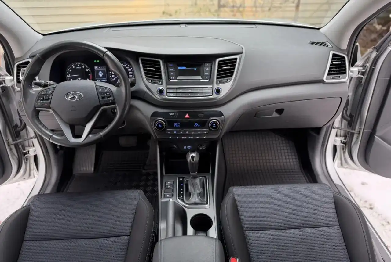 Hyundai Tucson 2017, III поколение, бензин 2.0, автомат, пробег 97 000 км - Легковые автомобили (Авто) в Казань