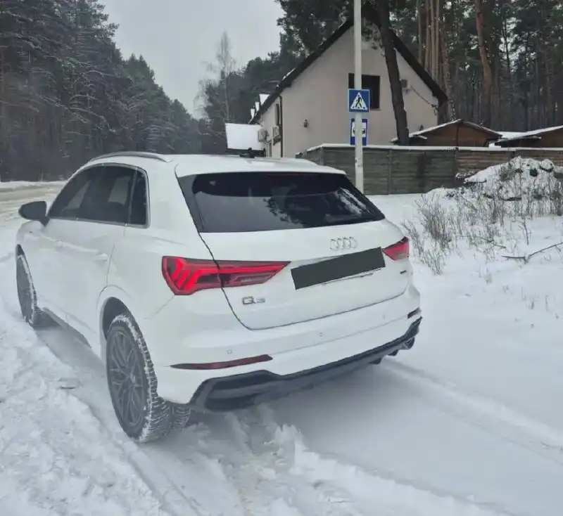 Audi Q3 2021 S-Line бензин 2л - Легковые автомобили (Авто) в Казань