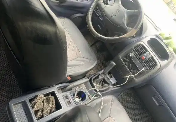 Каризма 2000 год - Легковые автомобили (Авто) в Стерлитамак