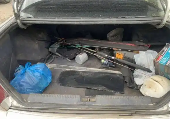 Каризма 2000 год - Легковые автомобили (Авто) в Стерлитамак