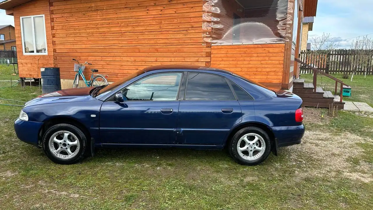 Audi A4 1 поколение (B5) [рестайлинг] 1999 - Авто в Москва