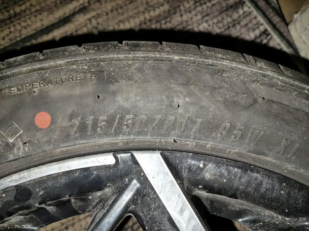 Резина и диски для Kia Cerato - Шины и диски (Запчасти) в Казань