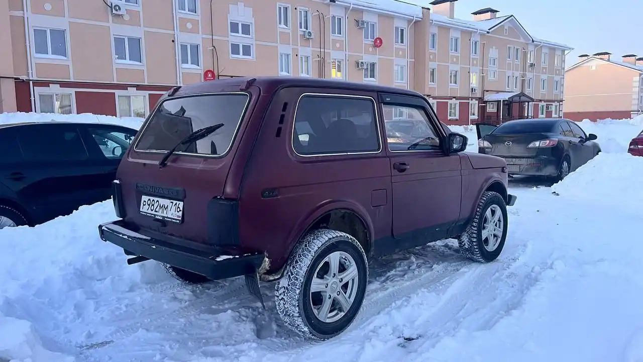 Продажа автомобиля Нива 2011 года - Легковые автомобили (Авто) в Казань