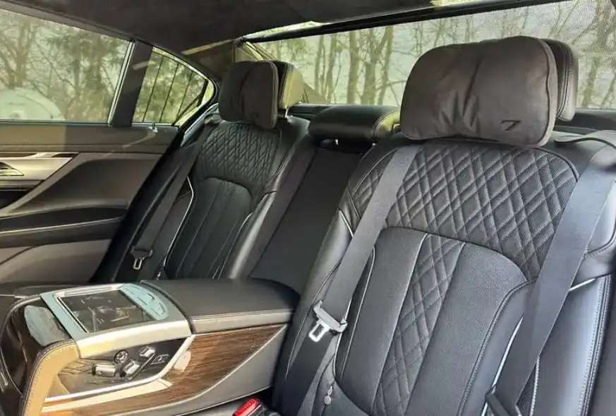 Продажа BMW 7 серии 2016 года с дизельным двигателем 3л и полным приводом - Легковые автомобили (Авто) в Казань