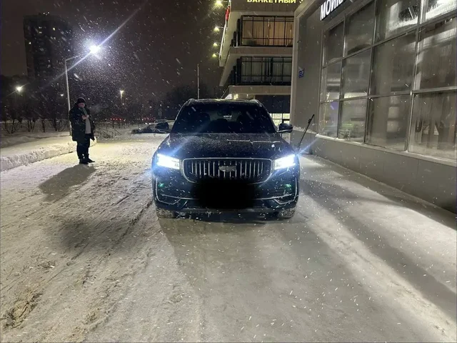 Продажа автомобиля Geely Monjaro 2023 года - Грузовики в Казань