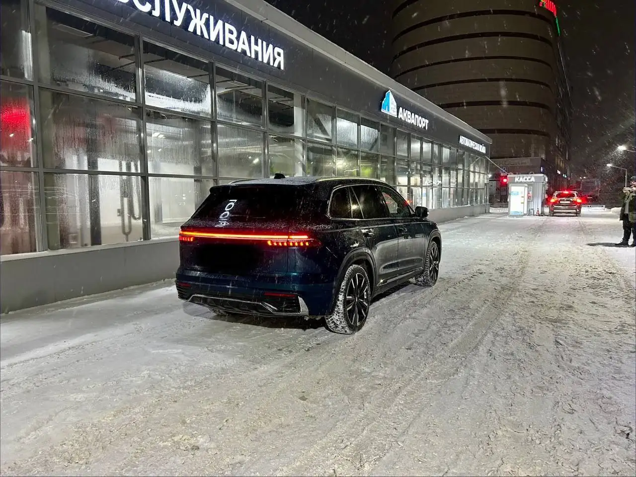 Продажа автомобиля Geely Monjaro 2023 года - Авто в Казань