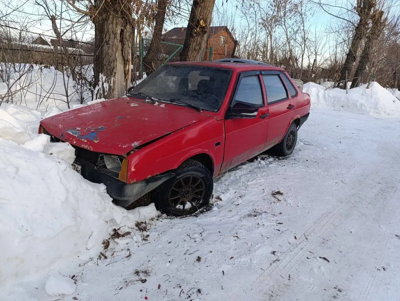 ВАЗ 21099 2001 года, инжектор, не на ходу после ДТП - Легковые автомобили (Авто) в Челябинск