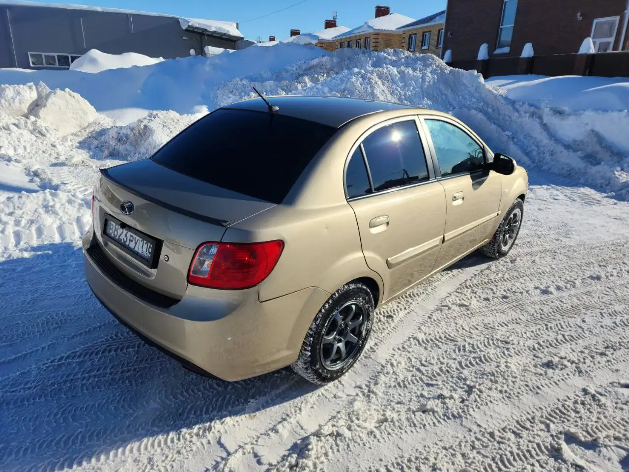Продажа автомобиля Kia Rio 2010 года - Легковые автомобили (Авто) в Казань