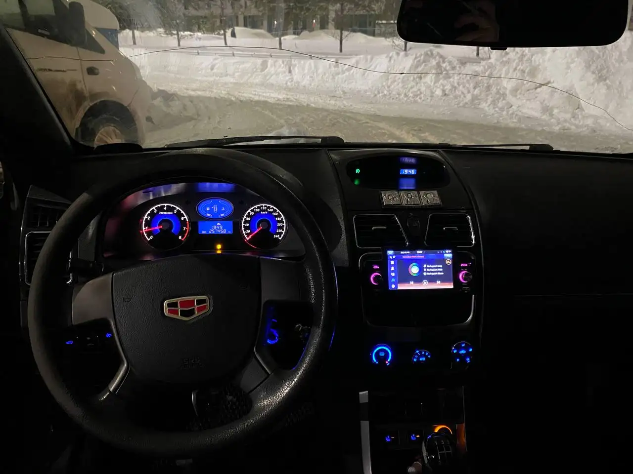 Джили Мгранд 2013 года, 1.8 л, 126 л.с. - Авто в Казань