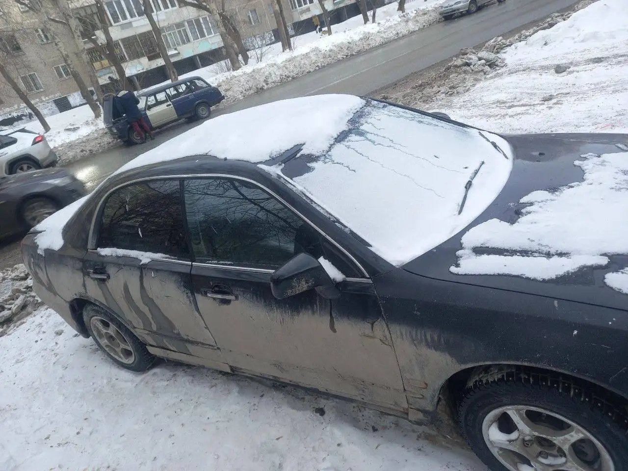 Автомобиль ВАЗ 2106 1996 года с неисправным аккумулятором - Легковые автомобили (Авто) в Екатеринбург