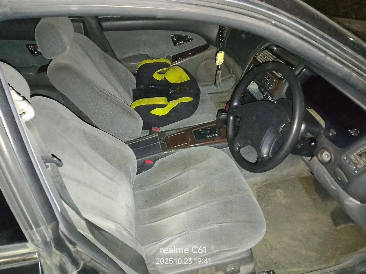 Автомобиль ВАЗ 2106 1996 года с неисправным аккумулятором - Легковые автомобили (Авто) в Екатеринбург