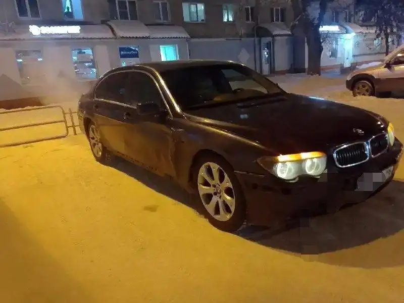 BMW E65 2002 V8 N62 с проблемами коробки передач - Авто в Кыштым