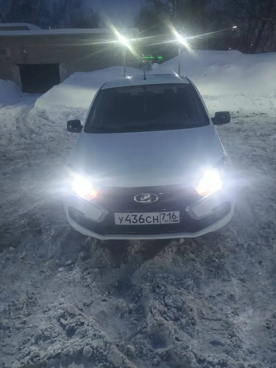 Продажа автомобиля Lada Granta 2013 года в Казани - Авто в Казань