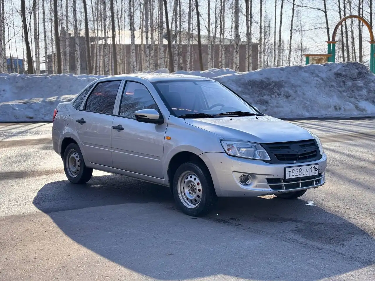 Продажа Лада Гранта 2013 года - Легковые автомобили (Авто) в Казань