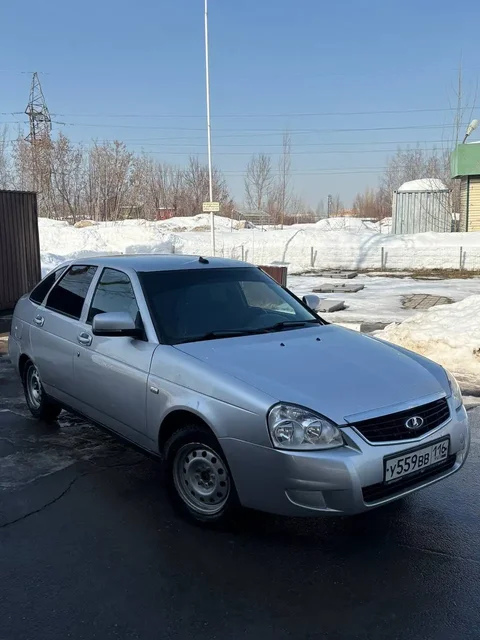 Продажа автомобиля Лада Приора 2012 года (Люкс) - Авто в Казань